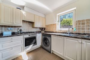 Kitchen- click for photo gallery